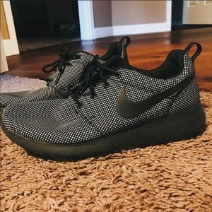Nike Roshes